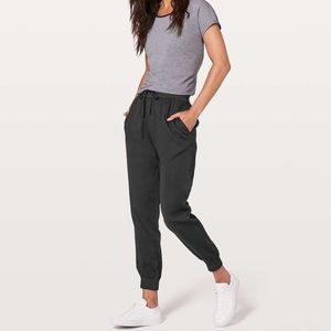Lululemon Ease of Mind Pant